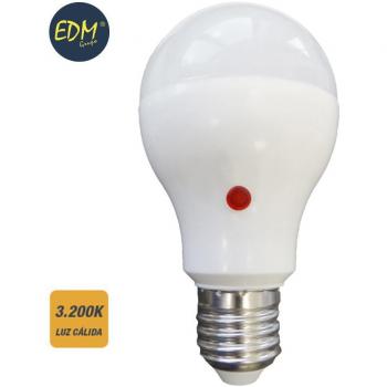 BOMBILLA STANDARD LED E27 10W CON SENSOR FOTOELECTRICO 3.200K LUZ CALIDA EDM