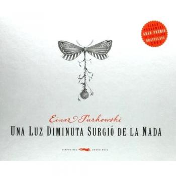Una luz diminuta surgió de la nada