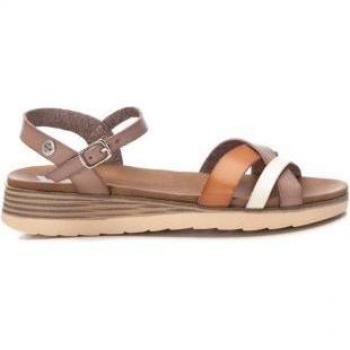 Sandalia de mujer Xti 142848 beige con hebilla