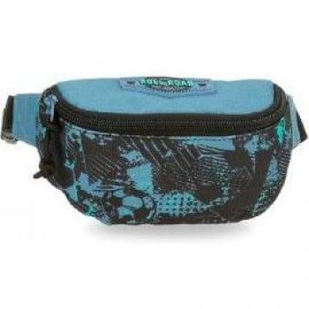 Riñonera Soccer con correa ajustable y bolsillo frontal, ideal para llevar tus objetos personales mientras practicas deporte.
