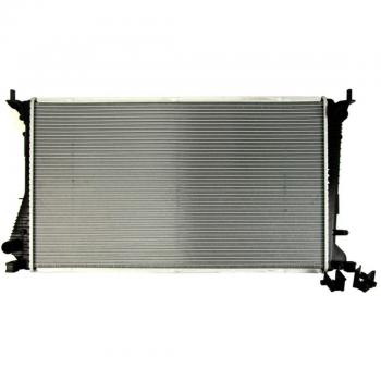 Radiador de refrigeración del motor NISSENS 630709, tipo: radiador, características: diseño específico para el modelo, alta eficiencia en la transferencia de calor, construcción robusta y duradera, fácil instalación, compatible con sistemas de refr