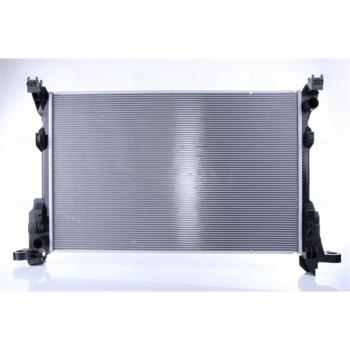 Radiador de refrigeración del motor NISSENS 686807
