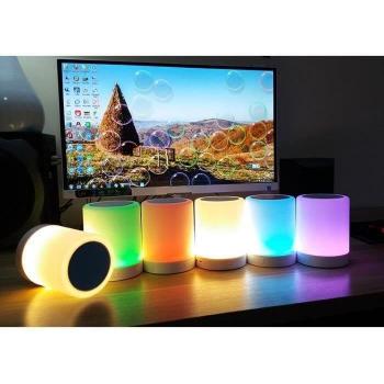 Mini Altavoz Bluetooth con Lámpara LED BL05 Blanco