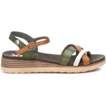 Sandalia de mujer Xti 142848 beige con hebilla