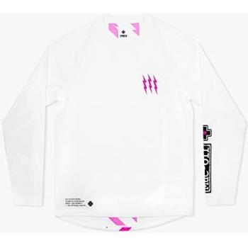 Una Camiseta de Manga Larga con un Corte clásico modernizado y actualizado. Mantiene la Temperatura