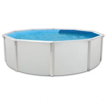 Piscina circular con columnas de acero blanco