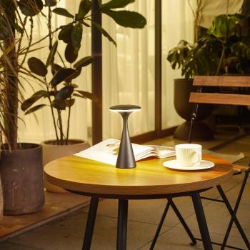 Lámpara de mesa LED recargable Evelen, negra, IP54, CCT
