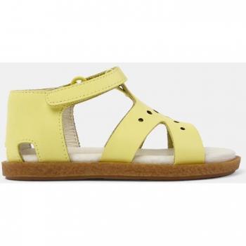Sandalias Camper Corbu de niña en piel con cierre adherente, color amarillo bebé, talla 21