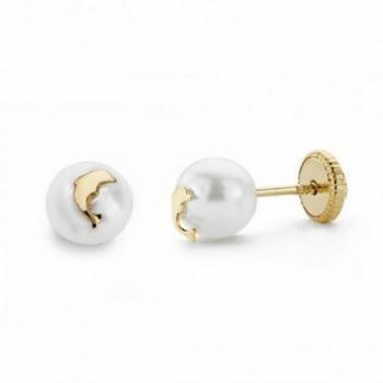 Pendientes de oro 18k con perlas de 6mm y cierre de tornillo con diseño de delfín