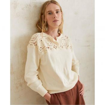 Jersey de mujer Yerse con cuello redondo y detalles