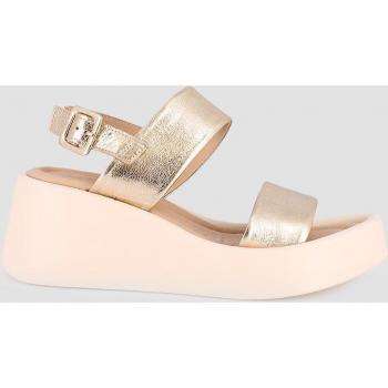 Sandalias de cuña de mujer de piel en oro