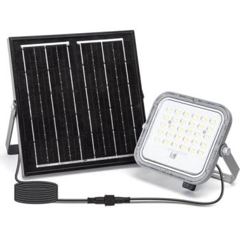 Foco LED Solar Dimmerable 50W con Control Remoto y Sensor Crepuscular IP66