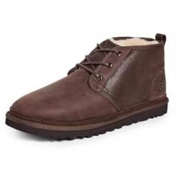 UGG Men's Neumel Distressed Suede Chukka Boots in Burnt Cedar, Size 7