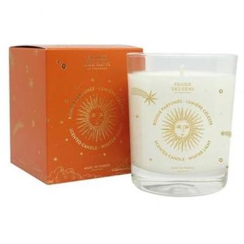Vela Perfumada Panier des Sens Winter Light 180 g, con fragancia invernal, cera vegetal, duración de hasta 40 horas, envase elegante y diseño decorativo