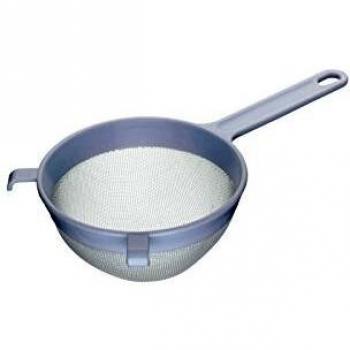 Colador de Plástico Blanco con Malla de Nailon Resistente al Calor - 15 cm