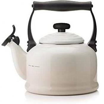 Tetera Tradicional Le Creuset de Acero Esmaltado 2,1L Meringue
