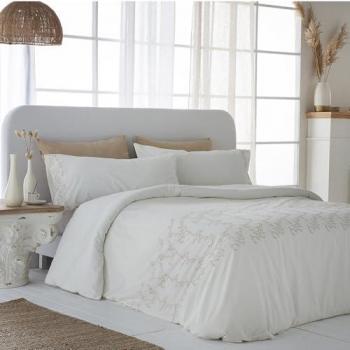 Funda Nórdica Bordada IRATI de Percal Algodón 100% con 200 Hilos en Beige, incluye Funda de Edredón (220x220 cm) y 1 Funda de Almohada (45