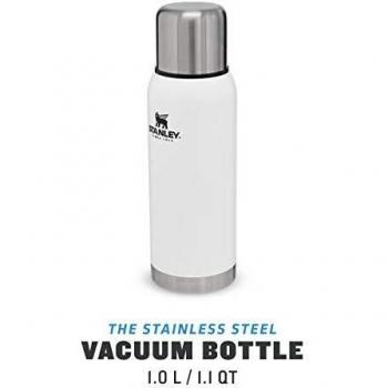 Stanley Adventure Stainless Steel Vacuum Bottle 1L Polar White – Botella Termica 1 Litro - Cantimplora Acero Inoxidable - Sin BPA - Mantiene Frío o Calor 24 Horas - Tapa Doble que Sirve de Taza