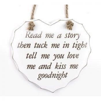 Read me a story then tuck me in tight, tell me you love me and kiss me goodnight colgante corazón
