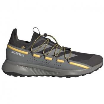 Zapatillas de montaña adidas Terrex Voyager 21 Travel hombre, características: diseño ligero y transpirable, suela de goma para tracción en terrenos irregulares, plantilla acolchada para mayor comodidad, cierre con cordones ajustables,
