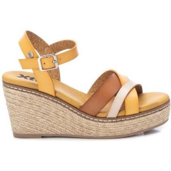 Xti Sandalias amarillas