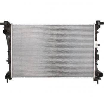 Radiador Denso DRM09145 - Componente de calidad OE para refrigeración de motor