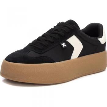 Zapatilla de Mujer XTI 142953 Negra con Cordones y Suela de Goma Talla 36