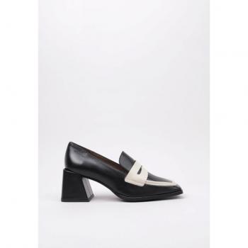 Mocasines Wonders H-4351-Ne para mujer en color negro, talla 37