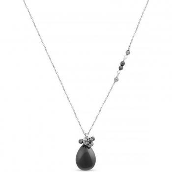 Collar de metal Luxenter Adak con detalles en ónix y baño de rodio