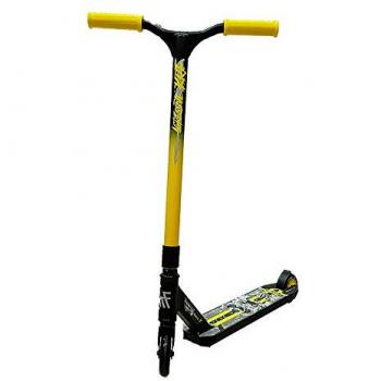 Patinete Scooter KRF AGR 300 New Negro con características de diseño urbano, estructura ligera, ruedas de alta resistencia, freno trasero, manillar ajustable en altura y plataforma antideslizante