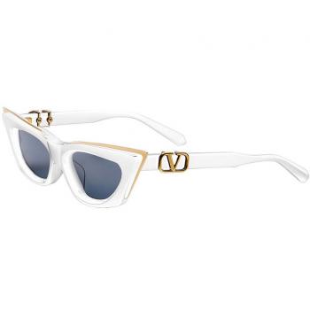 Valentino Garavani Classic White Sunglasses for Women, Size: 55 MM