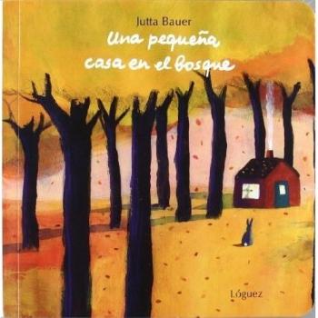 Una Pequeﾥa Casa En El Bosque