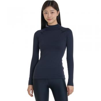 Camiseta de Manga Larga Coldgear Authentics Mockneck para Mujer de Under Armour, color Negro, características: tecnología ColdGear para mantener el calor sin añadir peso, tejido suave y ligero, diseño de cuello alto (mockneck) que