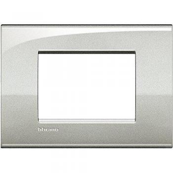 Placa Bticino Livinglight AIR Plata Luna 3 Módulos Diseño Renovado