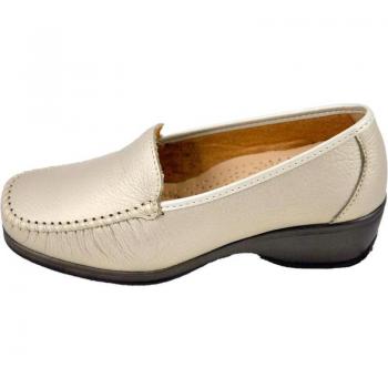 Zapatos para mujer Lumel modelo 2377-4776 Melo mocasín en color oro con plantilla extraíble y ancho piedra