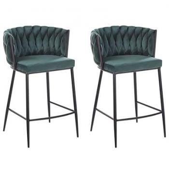 Conjunto de 2 sillas de bar de terciopelo verde oscuro con asiento curvado y base de acero negro modelo Milan