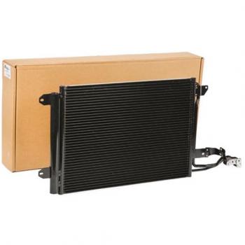 Condensador de aire acondicionado Thermotec KTT110024 - Alta eficiencia, diseño compacto, compatible con múltiples modelos de vehículos, fácil instalación, fabricado con materiales duraderos
