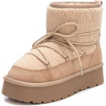 Botines de Mujer XTI 142941 Beige, con doble suela de goma y pelo interior, color marrón, talla 38
