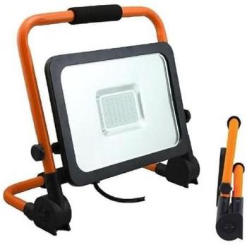 Foco LED portátil 30W 3000Lum luz blanca 6000K-6500K ángulo lumínico 120º
