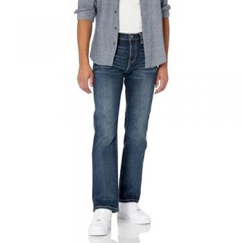 Wrangler Regular Fit Straight Leg Jeans