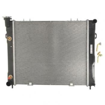 Radiador NISSENS 61000 - Refrigeración del motor, alta eficiencia, diseño optimizado para un enfriamiento efectivo, fabricado con materiales de calidad, compatible con múltiples modelos de vehículos
