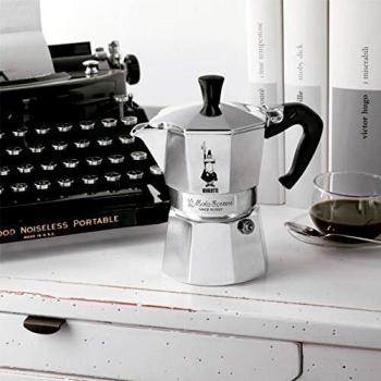 Bialetti Moka Express: Cafetera Espresso Italiana de Aluminio, 12 Tazas, Gris Claro