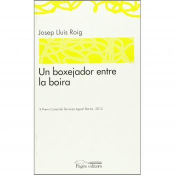 Un boxejador entre la boira
