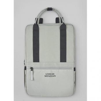 Loreak Mendian Bolsa - Mochila unisex con cierre de cremallera en color crudo y detalles modernos.