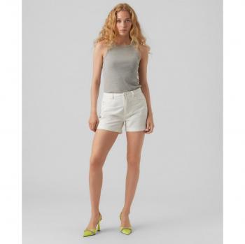 Short vaquero de mujer corte regular en blanco Vero Moda - Modelo ZURI