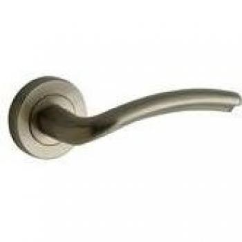 Tesa Assa Abloy MBU5R800NS Juego de Manilla Roseta Bucarest Niquelado