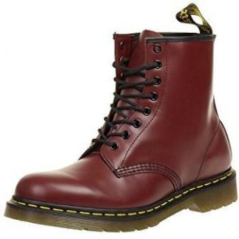 Dr. Martens Classic Smooth Leather Boots, Red female, Sizes: 3 UK, 4 UK, W3/U3, 6 US