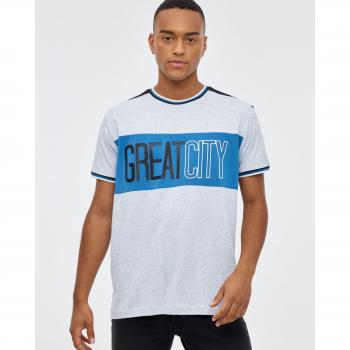 Camiseta regular de manga corta y cuello redondo con estampado color block y texto INSIDE, color blanco