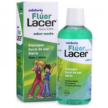 LACER COLUTORIO JUNIOR MENTA FLUOR 0,05% 500ML - Enjuague bucal diario con sabor a menta, contiene flúor al 0,05%, presentado en un envase de