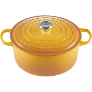 Le Creuset Signature Nectar Cast Iron 20cm Round Casserole, Enamelled Cast Iron, 2.4 litres capacity, includes lid, suitable for all heat sources including induction, oven safe up to 250°C (482°F),